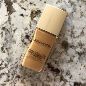 Laura mercier flawless lumiere foundation chai